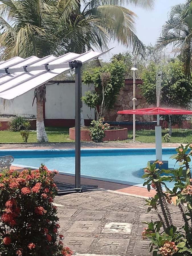 Hotel Hf Hacienda San Francisco Puente Nacional Eksteriør billede