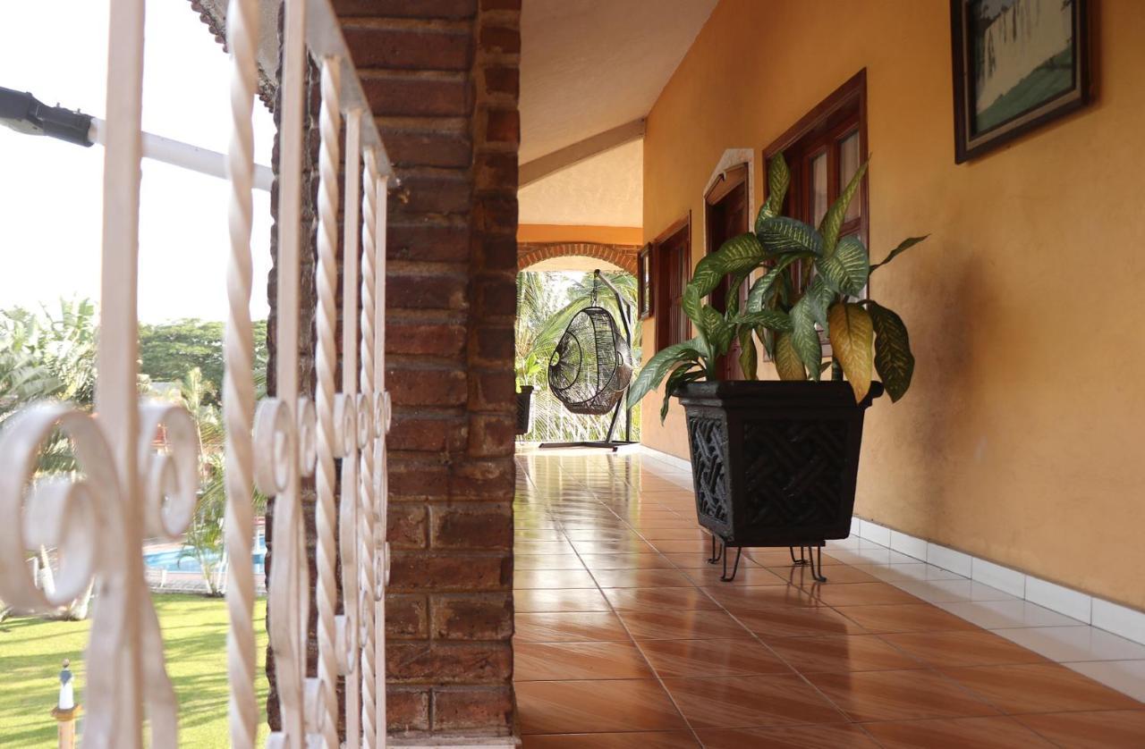 Hotel Hf Hacienda San Francisco Puente Nacional Eksteriør billede