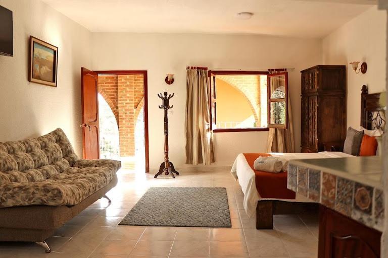 Hotel Hf Hacienda San Francisco Puente Nacional Eksteriør billede